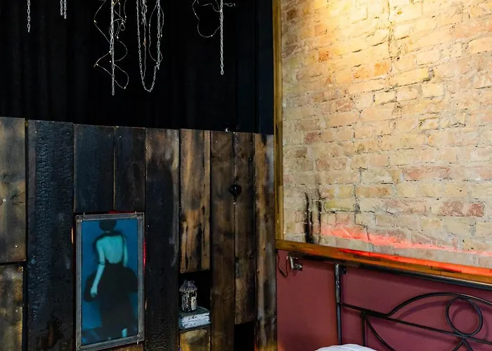 דירה 200 Qm Loft Am Fluss Fuer Freunde Und Familien !