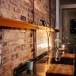 200 Qm Loft Am Fluss Fuer Freunde Und Familien ! Apartment *