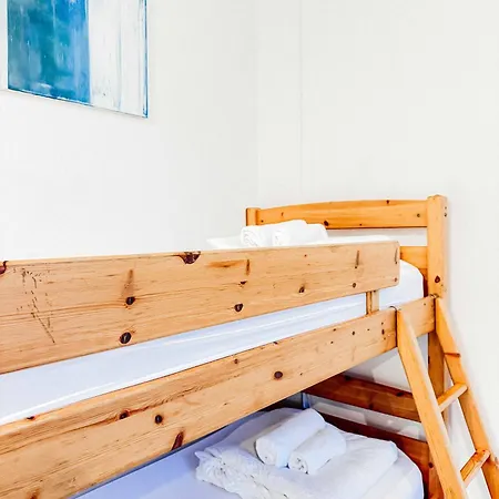 200 Qm Loft Am Fluss Fuer Freunde Und Familien ! דירה ברלין