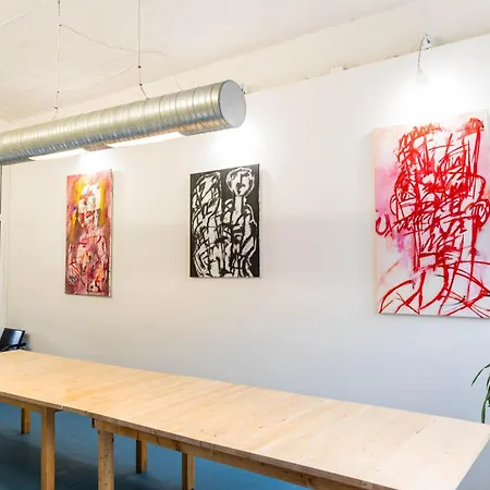 200 Qm Loft Am Fluss Fuer Freunde Und Familien !