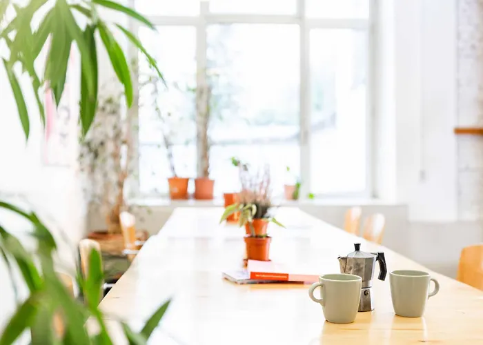 200 Qm Loft Am Fluss Fuer Freunde Und Familien ! *