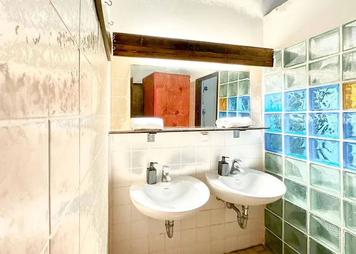 شقة 200 Qm Loft Am Fluss Fuer Freunde Und Familien ! *