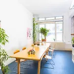 200 Qm Loft Am Fluss Fuer Freunde Und Familien !