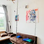Appartement 200 Qm Loft Am Fluss Fuer Freunde Und Familien ! *