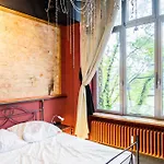200 Qm Loft Am Fluss Fuer Freunde Und Familien ! Appartement