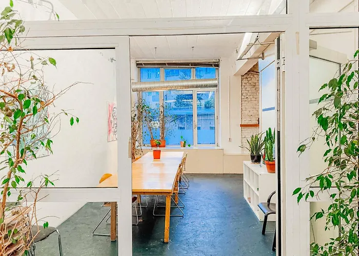 Lägenhet 200 Qm Loft Am Fluss Fuer Freunde Und Familien !