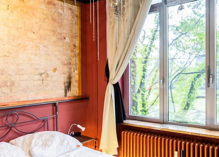 200 Qm Loft Am Fluss Fuer Freunde Und Familien ! Lägenhet